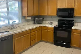 1095 Skyway Ct, Turlock, CA 95380 - Photo 20