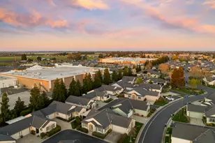 682 Village Dr, Galt, CA 95632 - Photo 38