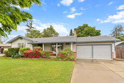 4720 Robertson Avenue, Carmichael, CA 95608 - Photo 2