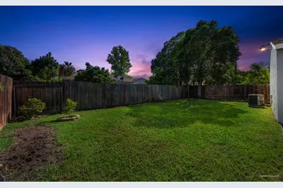 4574 Beechnut Way, Sacramento, CA 95823 - Photo 40