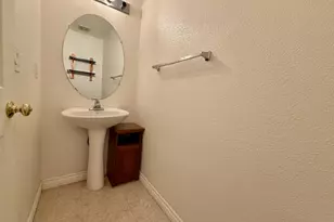 5837 Jeremy Way, Stockton, CA 95212 - Photo 8