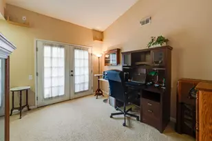 1916 Oak Bluff Way, Sacramento, CA 95833 - Photo 32