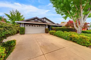 1916 Oak Bluff Way, Sacramento, CA 95833 - Photo 2