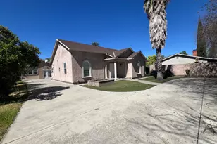 1629 College Ave, Modesto, CA 95350 - Photo 2