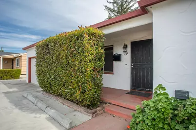 727 Gray Avenue, Yuba City, CA 95991 - Photo 2