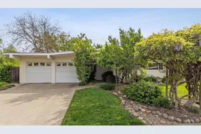 5720 River Oak Way, Carmichael, CA 95608 - Photo 2