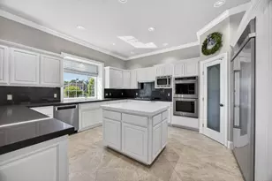 7672 Marina Cove Dr, Sacramento, CA 95831 - Photo 30