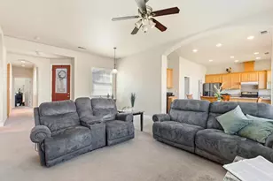 2206 Edmart St, Escalon, CA 95320 - Photo 2