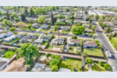 209 Emerson Avenue, Modesto, CA 95350 - Photo 22