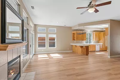 1812 Newhampton Court, Modesto, CA 95355 - Photo 6