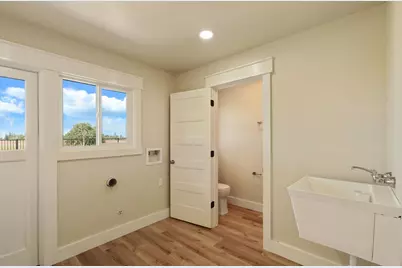 18211 E Jahant Road, Acampo, CA 95220 - Photo 14