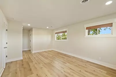 18211 E Jahant Road, Acampo, CA 95220 - Photo 20