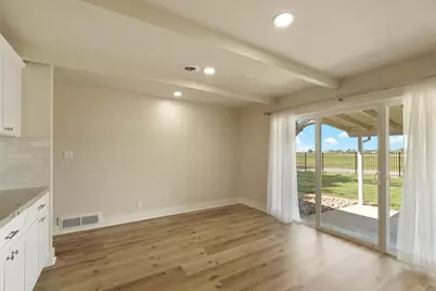 18211 E Jahant Road, Acampo, CA 95220 - Photo 12