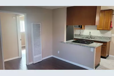 310 W Poplar Street, Stockton, CA 95203 - Photo 6