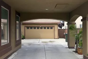 1945 Richfield Way, Sacramento, CA 95832 - Photo 4