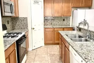 1945 Richfield Way, Sacramento, CA 95832 - Photo 22