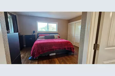 6955 S Land Park Drive, Sacramento, CA 95831 - Photo 26