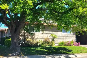 6955 S Land Park Dr, Sacramento, CA 95831 - Photo 2