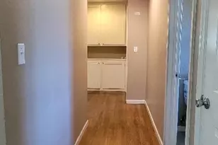 6955 S Land Park Dr, Sacramento, CA 95831 - Photo 6