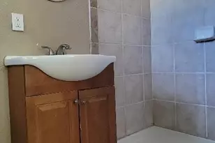 6955 S Land Park Dr, Sacramento, CA 95831 - Photo 10