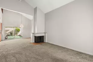 5883 Kahara Ct, Sacramento, CA 95822 - Photo 10