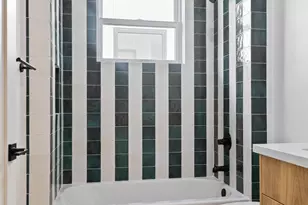 2817 Democracy Alley, Sacramento, CA 95816 - Photo 28