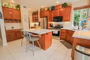 950 Lusk Dr, Woodland, CA 95776 - Photo 2