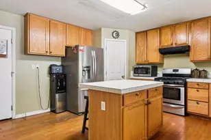 8592 Mystras Cir, Elk Grove, CA 95624 - Photo 12