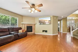 8592 Mystras Cir, Elk Grove, CA 95624 - Photo 10