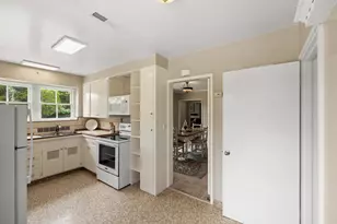 424 Herrmann St, Monterey, CA 93940 - Photo 14