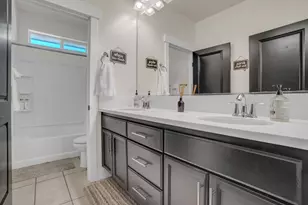 1794 Mulholland Dr, Lathrop, CA 95330 - Photo 36