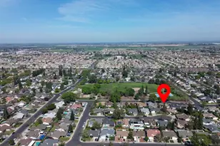 2700 Oaklawn Dr, Modesto, CA 95355 - Photo 4