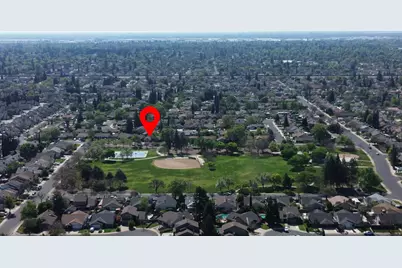 2700 Oaklawn Drive, Modesto, CA 95355 - Photo 2