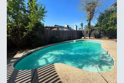 2700 Oaklawn Drive, Modesto, CA 95355 - Photo 16