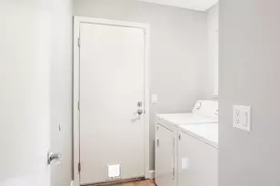 1732 Bridgecreek Dr, Sacramento, CA 95833 - Photo 18