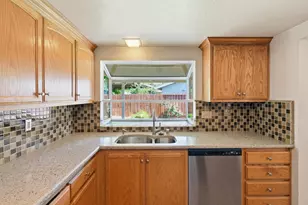 519 Cunningham Way, Woodland, CA 95695 - Photo 24