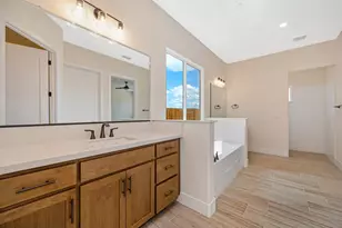 3922 Buxus Rd, Placer One, CA 95747 - Photo 8