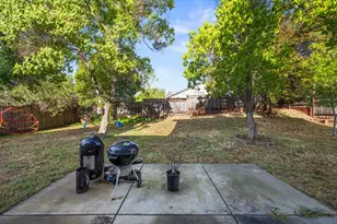 8236 Crestshire Cir, Orangevale, CA 95662 - Photo 32