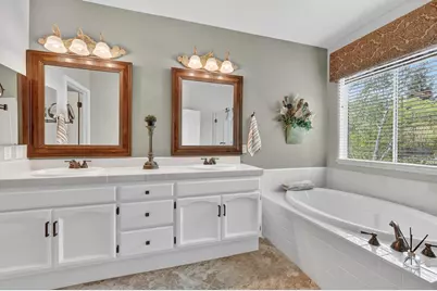 1203 Halidon Way, Folsom, CA 95630 - Photo 42