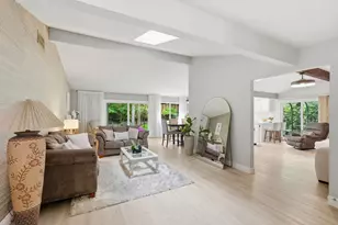 334 River Isle Way, Sacramento, CA 95831 - Photo 10