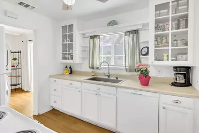 2740 Park Hills Dr, Sacramento, CA 95821 - Photo 12