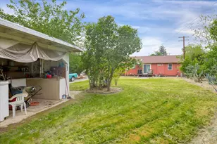 2740 Park Hills Dr, Sacramento, CA 95821 - Photo 28