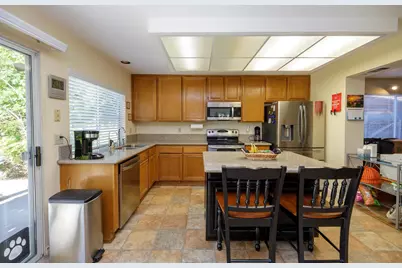 1154 Le Corbusier Court, Stockton, CA 95206 - Photo 14