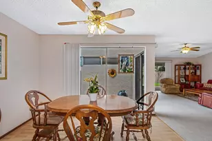 7505 Sunwest Ln, Sacramento, CA 95828 - Photo 10