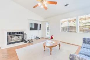 1817 Brooks Ct, Los Banos, CA 93635 - Photo 8