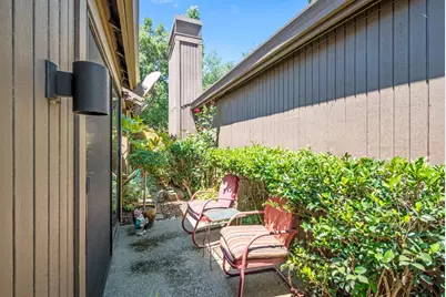 1839 Discovery Village Lane, Gold River, CA 95670 - Photo 32