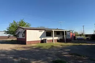 2112 Fig Ave, Patterson, CA 95363 - Photo 2