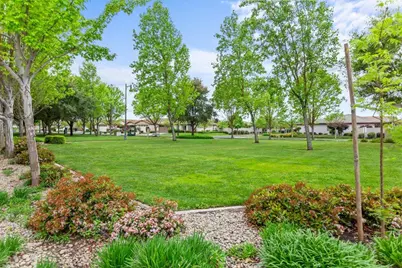 2053 Shady Oak Street, Manteca, CA 95336 - Photo 30