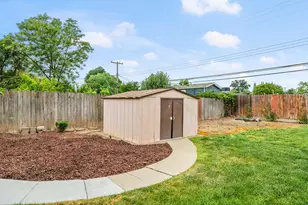 4829 St Lynn Ln, Carmichael, CA 95608 - Photo 46