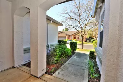 451 Hawkcrest Circle, Sacramento, CA 95835 - Photo 4